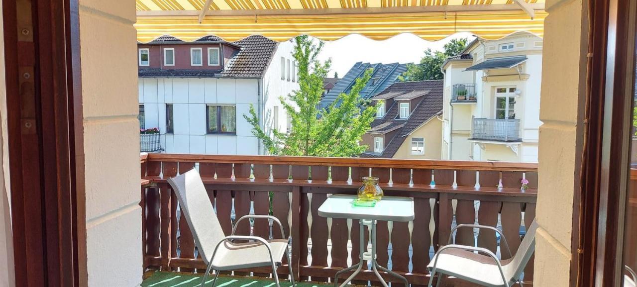 Ferienwohnungen Parkschloesschen Bad Pyrmont Bagian luar foto